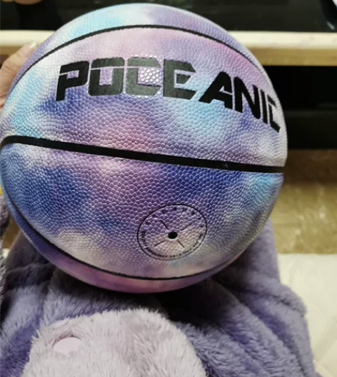 女生篮球，涂鸦星空，美腻蓝紫星河～ 因为它...