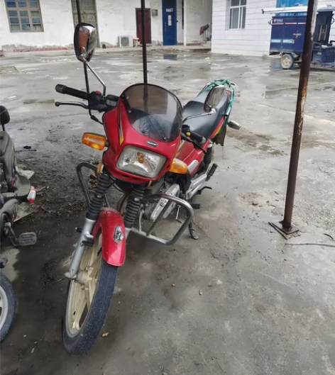 非常新的钻豹，用不到了，进口的黑色发动机，...