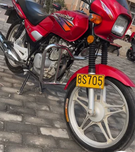 因拆迁搬家，故出14年收藏级铃木钻豹125...