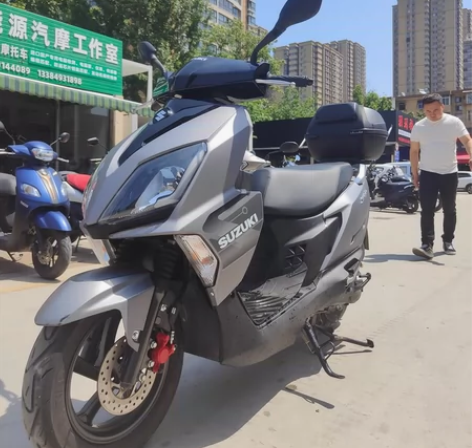铃木uy125   22年6月，一手户，1...