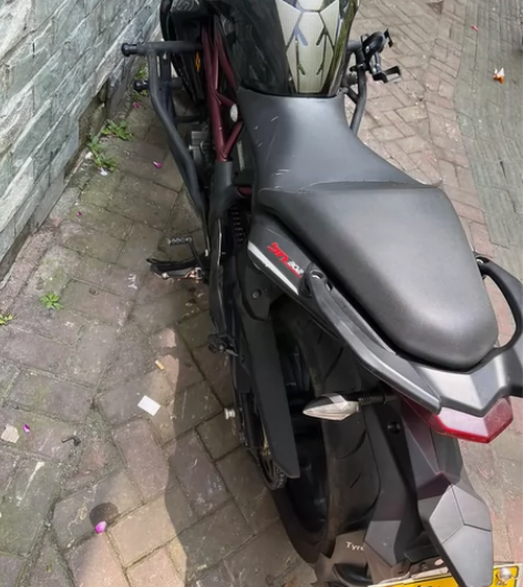 黄龙300 欧版 17年9月初次上牌  高...