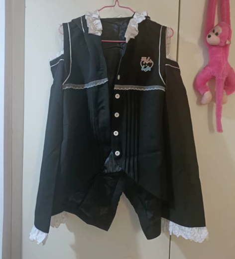 拉姆雷姆外套 一次没穿过没下水，前短后长穿...