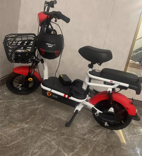 雅迪电动车 感兴趣的话点“我想要”和我私聊...