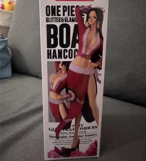 眼镜厂 海贼王女帝手办～ 迷人的波雅汉库克...