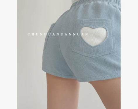 甜酷风爱心刺绣运动短裤女夏宽松休闲阔腿中裤...