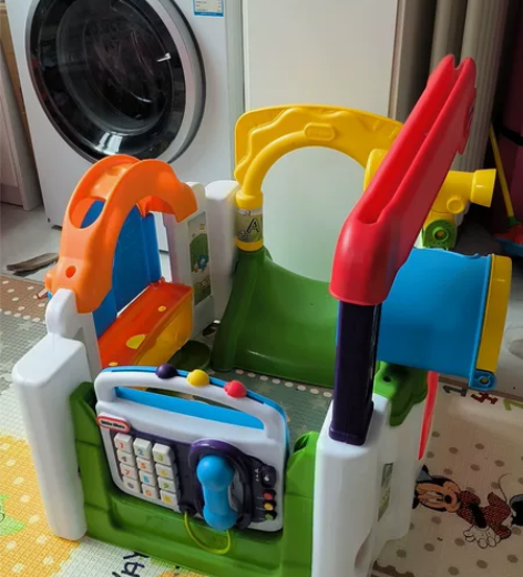 小泰克百变儿童乐园 感兴趣的话点“我想要”...