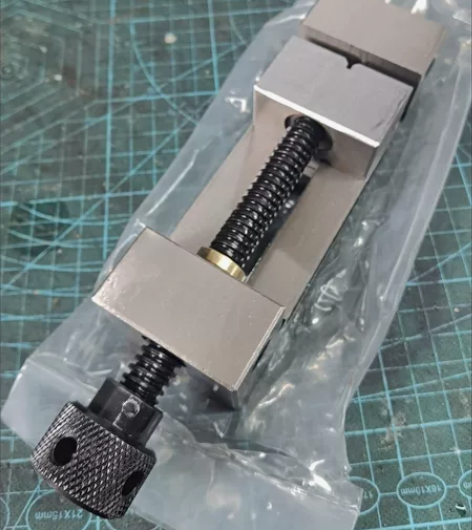 【特价包邮】全新高精密平口钳小型磨床批士钻...