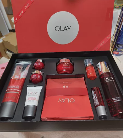 玉兰油大红瓶15件套（面霜+眼霜+洁面+爽...