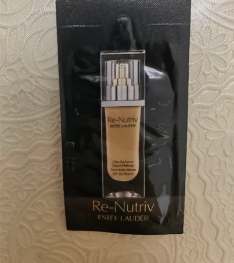 雅诗兰黛白金级奢宠光璨精华粉底液21色号1...