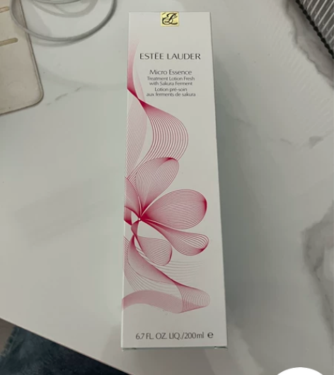 全新未拆封雅诗兰黛樱花水200ml  百盛...