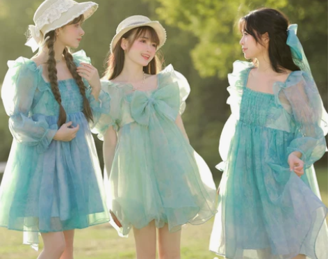 蓬蓬纱裙小个子连衣裙裙拼接高腰碎花长款女褶...