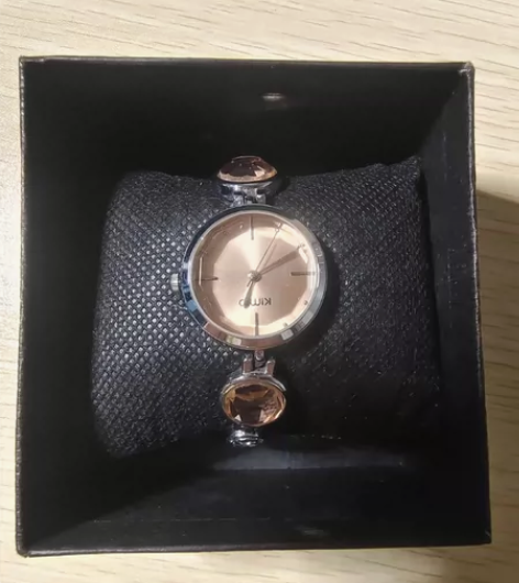 金米欧手表 实体店买的时候手表圈口有点大，...