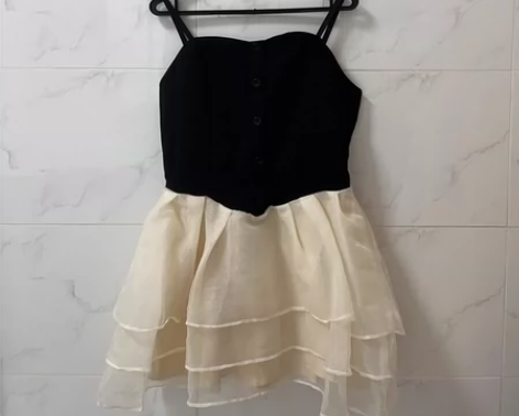 甜辣蝴蝶结吊带连衣裙女装夏季2023新款短...