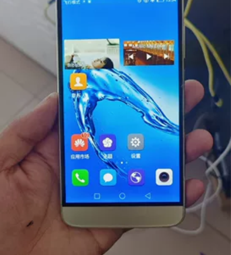 华为麦芒5配置4+64无拆修功能正常，开关...