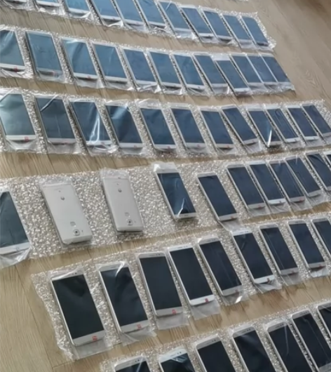 华为麦芒5   4+64（100台） 工作室不做了，低价出售...