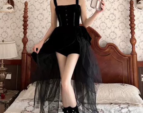 【宝石夜曲】清冷财阀拿捏~戏谑又乖张大小姐...