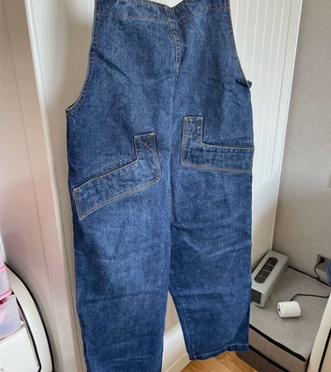 牛仔背带裤 感兴趣的话点“我想要”和我私聊...