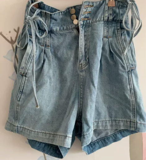 mystyle三排扣牛仔短裤 系带可当背带...