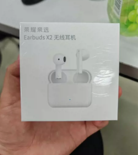 荣耀earbuds x2 买手机送的。全新...