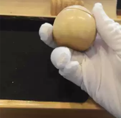 纯手工雕刻的一个大肚弥勒佛，正经老黄杨木，...