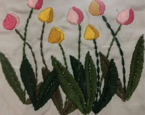 手工刺绣装饰画，装裱成框，28*20。纯手...