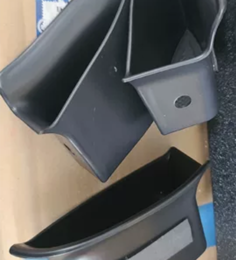 凯迪拉克vt5车门储物盒三件套 感兴趣的话...