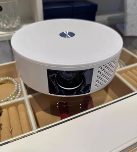 【 原价4899的投影仪 家用坚果8k画质...