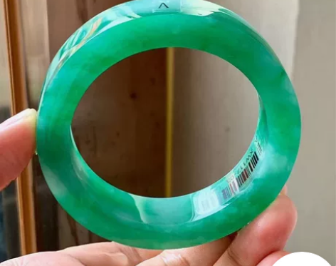 【冰飘绿手镯胚】 【尺寸】54-9-15m...