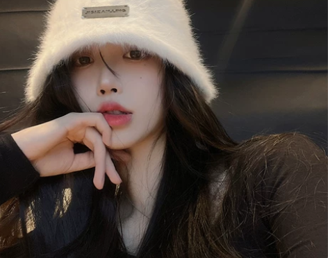 显脸小兔毛渔夫帽女秋冬百搭保暖大头围盆帽白...