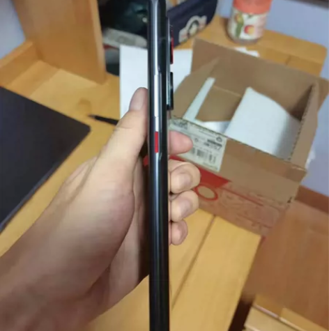 努比亚z50，12+256，6月2号买的，...