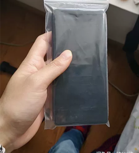 中兴天机z999折叠双屏手机 464内存，...