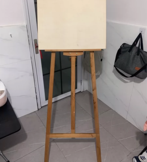 学生实木画架转让，1.8米，可升降调节，站...