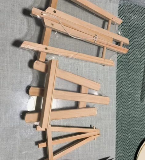 小画架 买大了 大的19x30 中14x2...