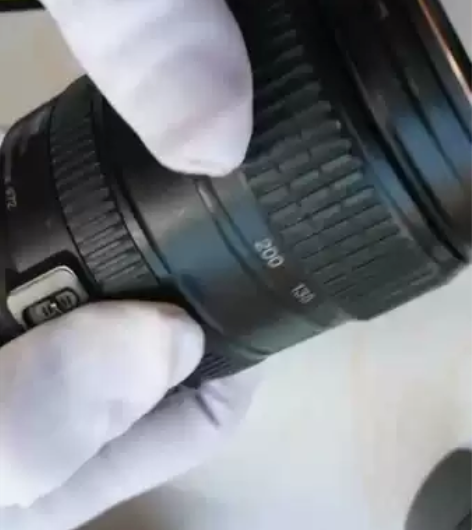 尼康镜头18/200光圈3.5/5.6九五...