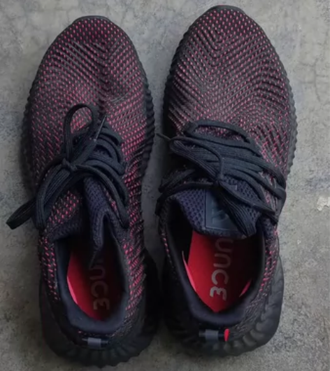 阿迪运动鞋转手一双，就穿过一次，买小了，不...