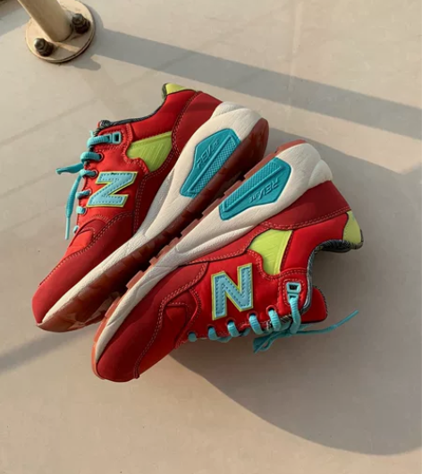 正品，新百伦的鞋，款不是啥新款了所以购入价...