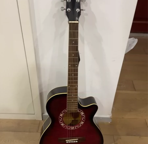 自用新手吉他 感兴趣的话点“我想要”和我私...