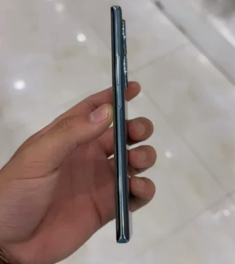 荣耀70 12?256 在保到9月 诚信为...