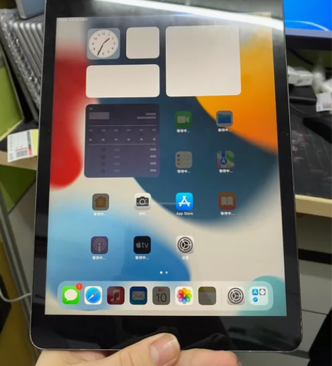 2021款iPad 9代 64g 插卡4g...