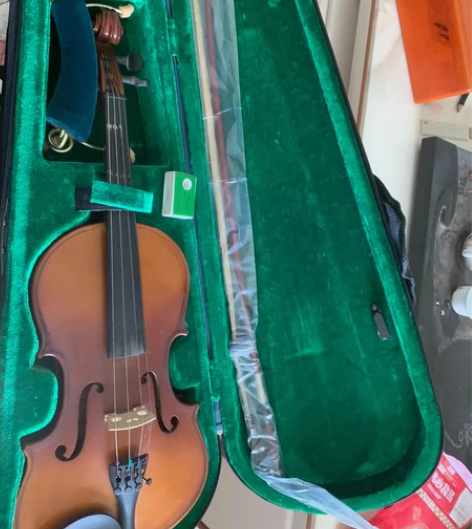 小提琴   尺寸2/4 尺寸适合十岁孩童 ...