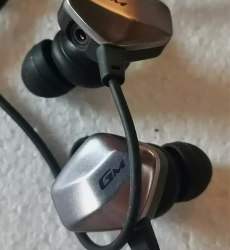 #Edifier/漫步者 回馈出售正品漫步...