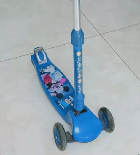 迪士尼滑板车，自取。 感兴趣的话点“我想要...