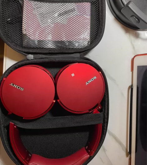 索尼耳机 重低音效果特别爽 保存较...