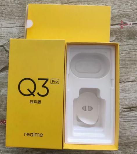 真我Q3手机盒，不议价 感兴趣的话点“我想...