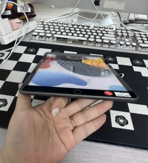 ipad8代,iPad 2020 wifi...