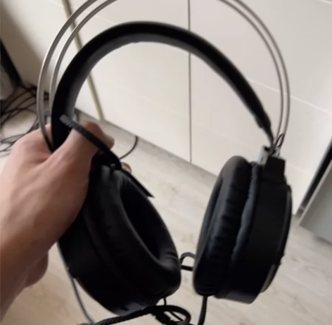 惠普usb台式耳机，电竞专用，95新，功能...
