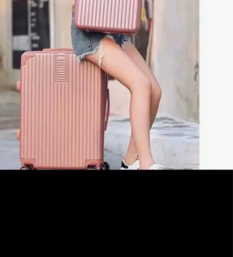 玫瑰金如图行李箱62包邮 感兴趣的话点“我...