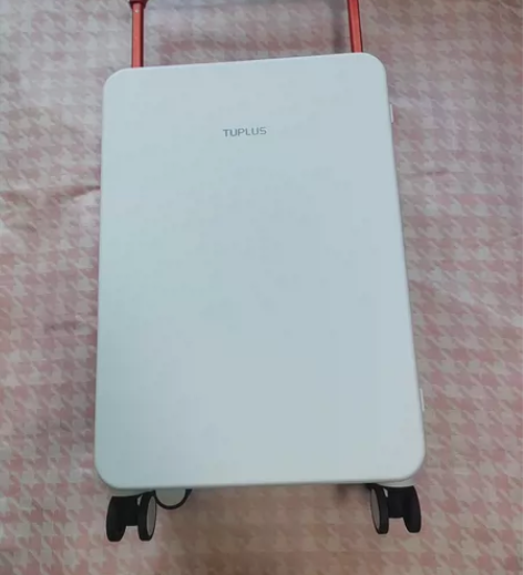 家里闲置一个途加的行李箱95新用不着了，2...