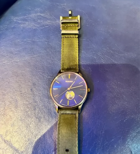 手表 感兴趣的话点“我想要”和我私聊吧～几...