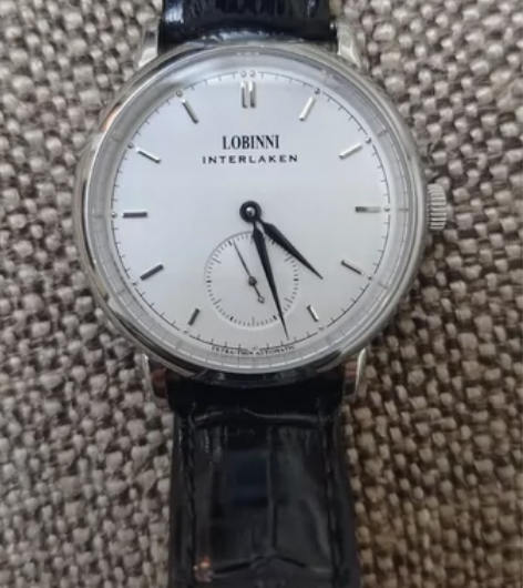 罗宾尼手表，全自动机械表，走时准确，所有功能正常，上手非常漂...